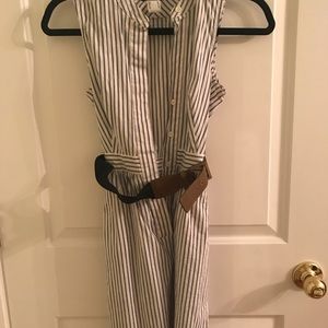 Venus Dress Size 2 Striped W/ Belt